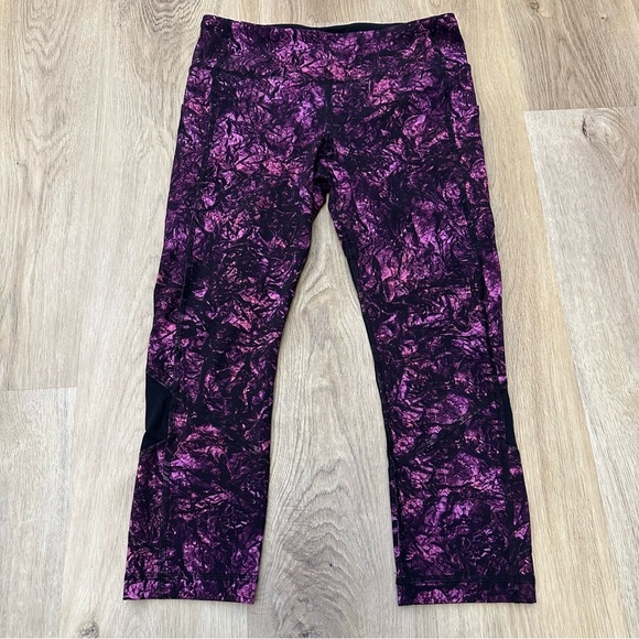 Lululemon Pace Rival Crop 22" Undercurrent Grapealicious Multi / Black size 6 - Picture 2 of 12